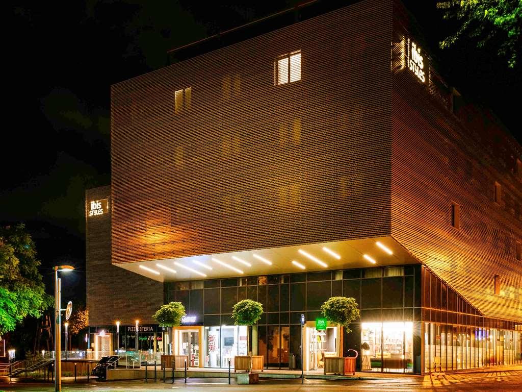 Готель Ibis Styles Arras Centre Екстер'єр фото